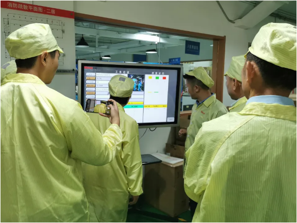 步科股份, 天烨集团, 食品餐饮中央厨房, 数字化中央厨房转型; 数字化管理; 数据采集终端; 数字化工厂解决方案; 数据上云; 物联网触摸屏; 智能电子看板; 工厂数字化转型升级 步科股份, 天烨集团, 食品餐饮中央厨房, 数字化中央厨房转型; 数字化管理; 数据采集终端; 数字化工厂解决方案; 数据上云; 物联网触摸屏; 智能电子看板; 工厂数字化转型升级